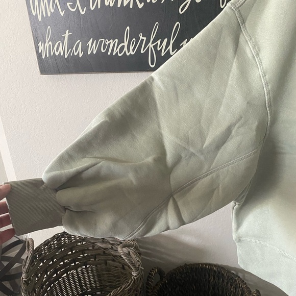 Bling Crystal Skull Sweatwhirt NWT - Picture 3 of 9